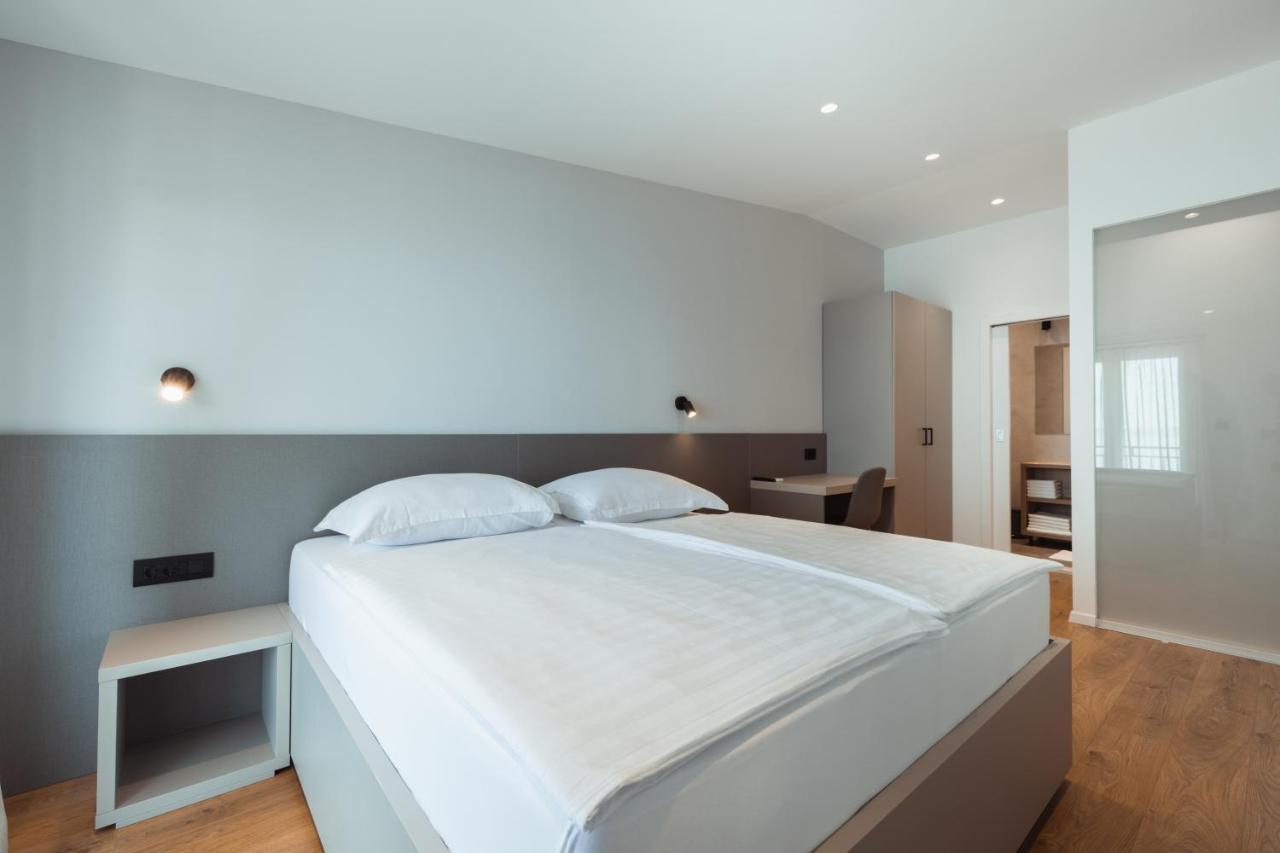 Apartmani Stipe Brela Exterior foto